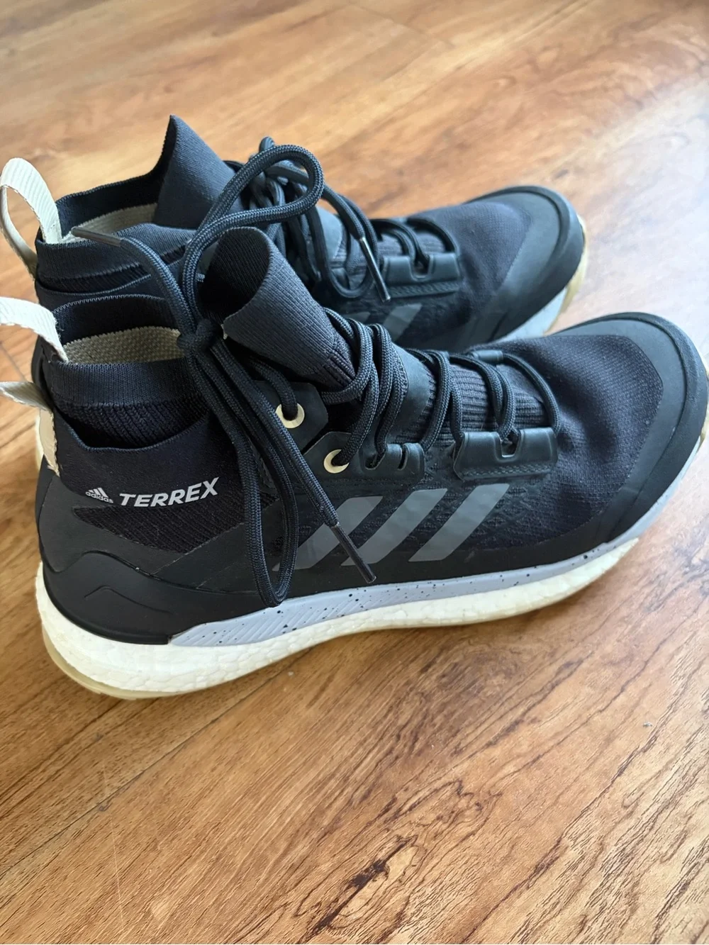 Adidas Terrex Free Hiker aprimeblue Hicking Boots Womens 7.5 Black Savanna